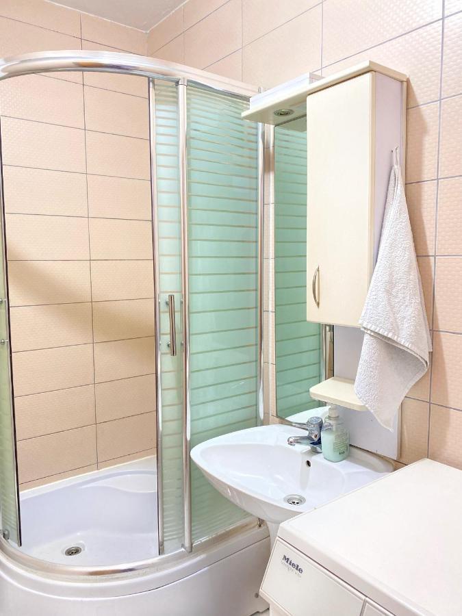 Zogu Apartments - City Center Priştine Dış mekan fotoğraf